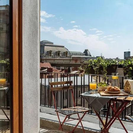 Sunny 2Br Flat - Old Town View Apartment Bucharest Exterior photo