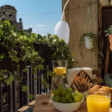 Sunny 2Br Flat - Old Town View Apartment Bucharest Exterior photo